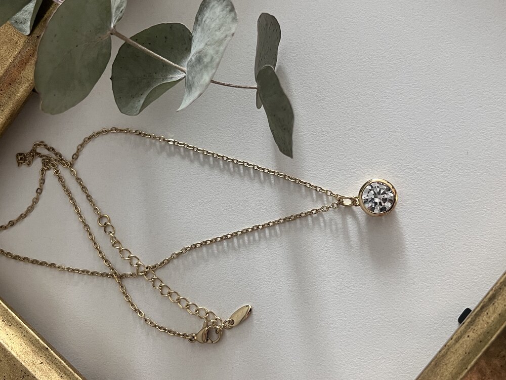 Xuping 14K Tektaş Kolye