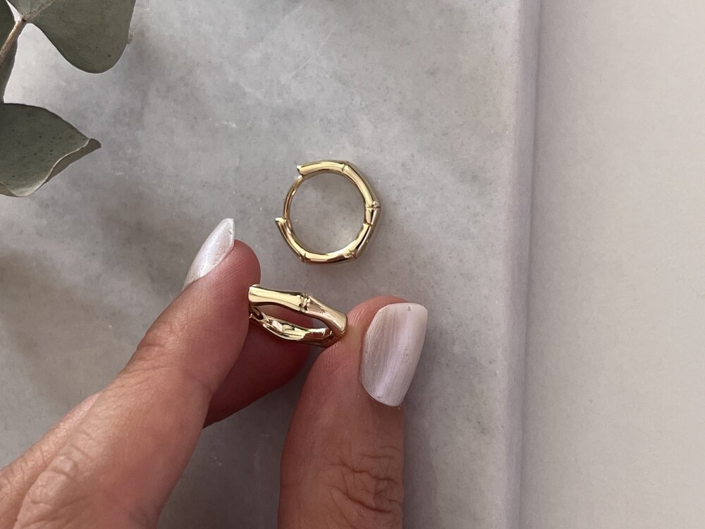 Xuping 14K Kemik Model Küpe