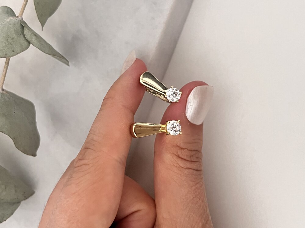 Xuping 14K Tektaş Ünlem Küpe