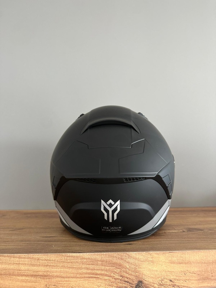 MOLIXING İÇİNDEN VİZÖRLÜ KASK MAT SİYAH