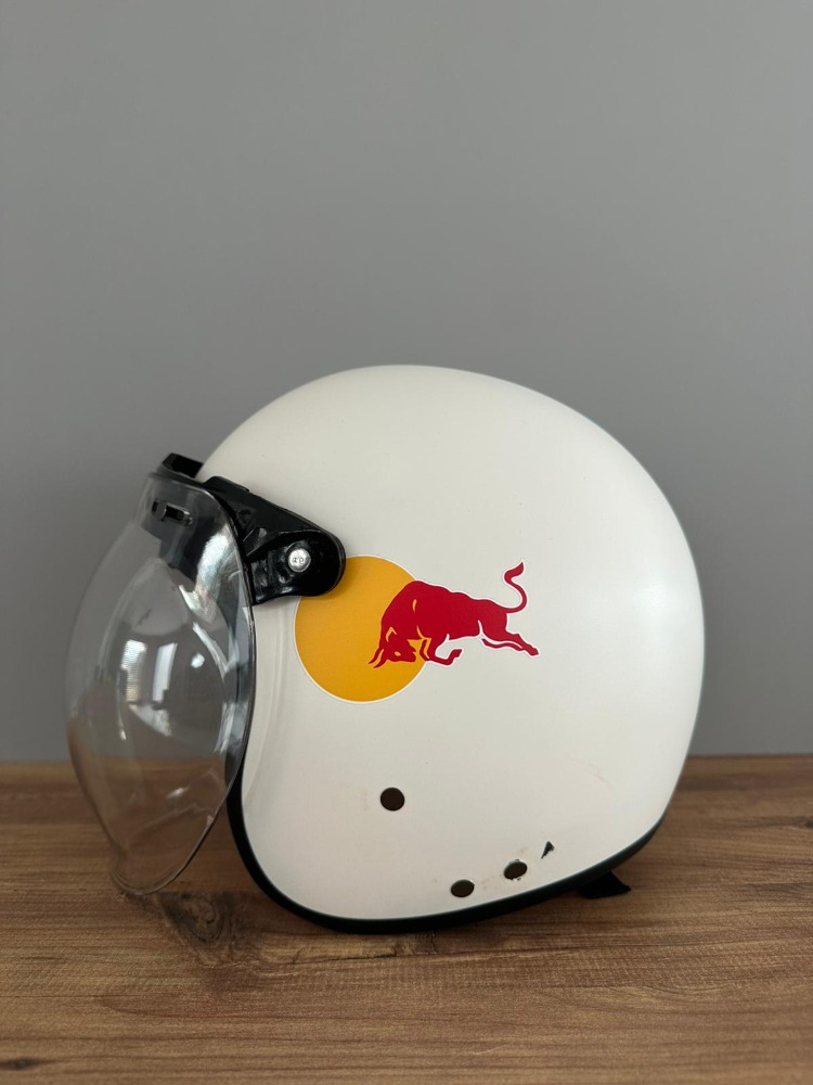 BOĞA TASARIMLI YARIM KASK