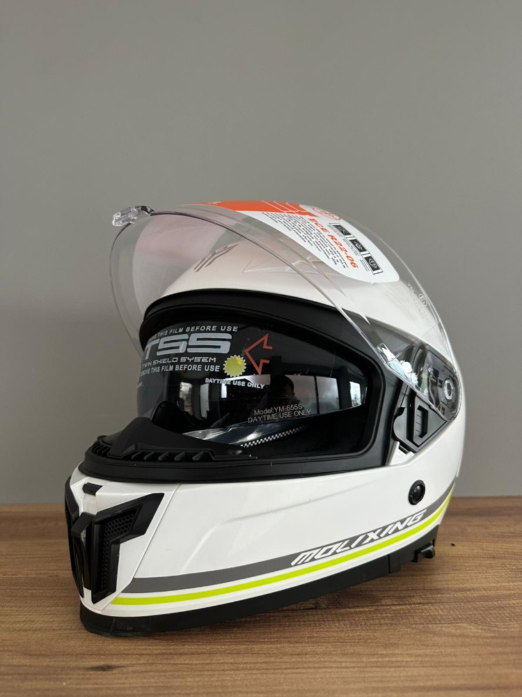 MOLIXING İÇİNDEN VİZÖRLÜ KASK BEYAZ