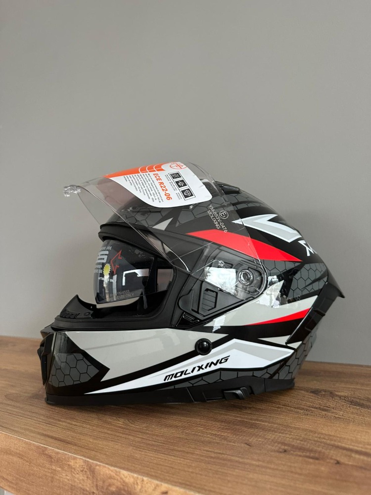 MOLIXING İÇİNDEN VİZÖRLÜ KASK SİYAH-KIRMIZI