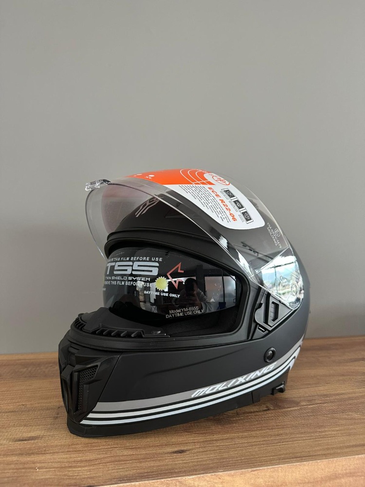 MOLIXING İÇİNDEN VİZÖRLÜ KASK MAT SİYAH