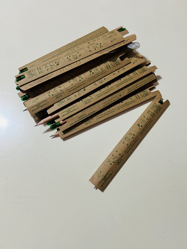 Yeşeren Tohumlu Kalem