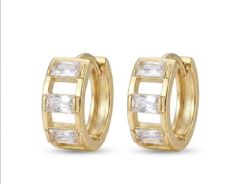İthal Taş Detaylı Mini Küpe
