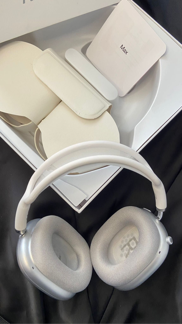 AirPods Max