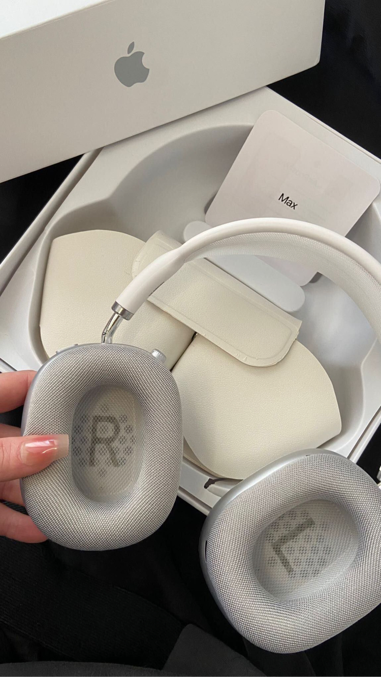 AirPods Max