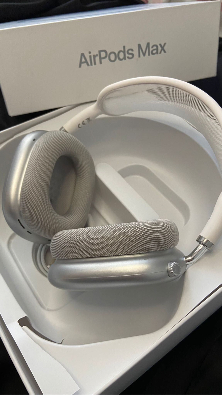 AirPods Max