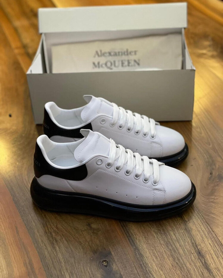 Alexander mqueen