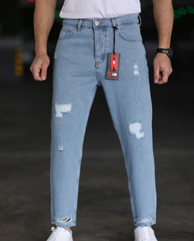 Açık mavi yırtık detaylı boyfrend pantolon 