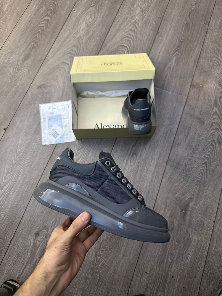 Gri Alexander Mcqueen