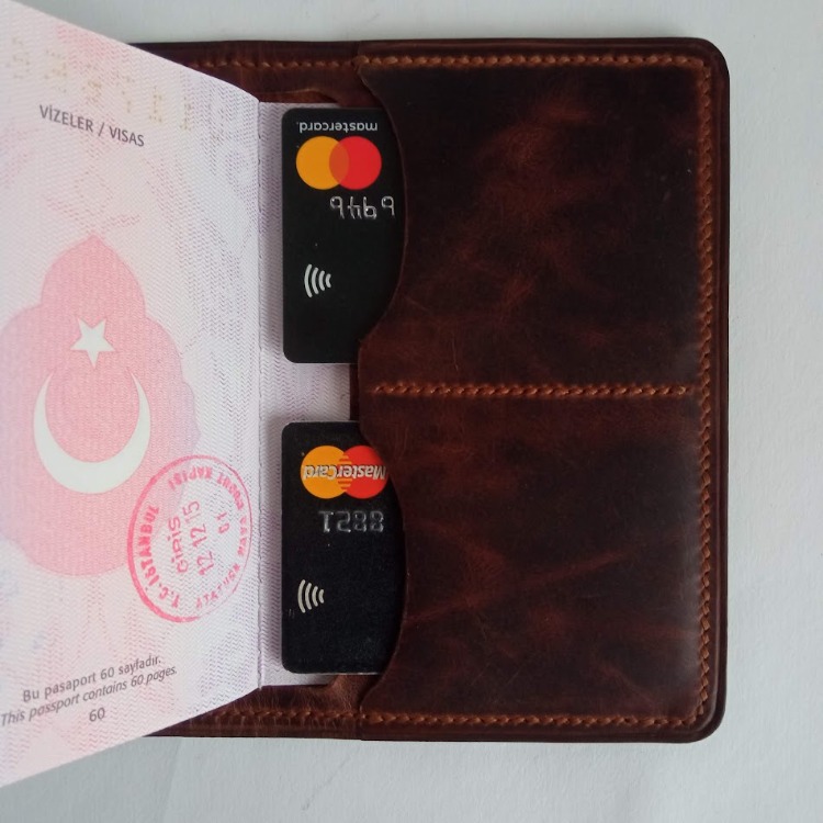 Conpenna Deri Pasaportluk