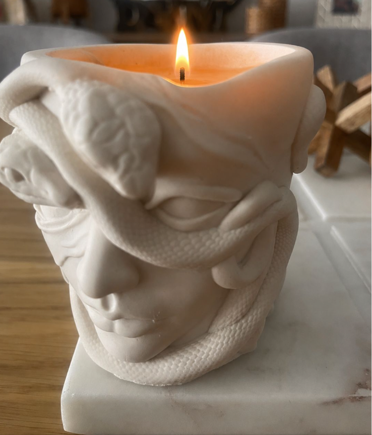 "Medusa" Mumu 