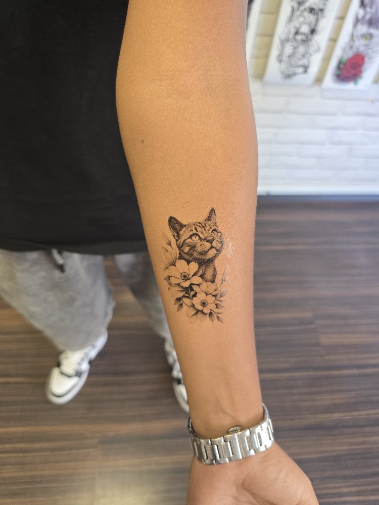 kedi desen minimal gecici dovme