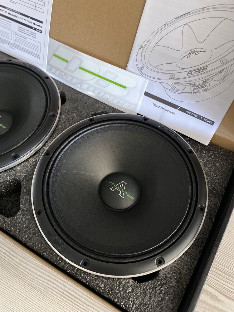 Apocalypse M81AC 600Watt 300Rms Arnold Rusya Seri