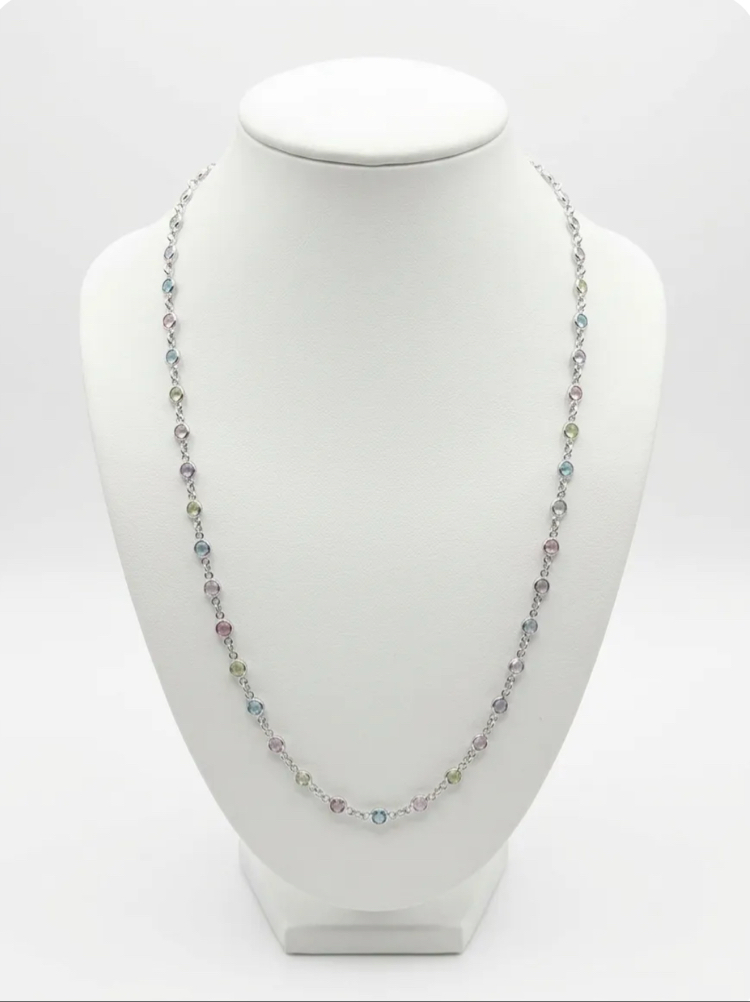 Renkli taşlı silver kolye