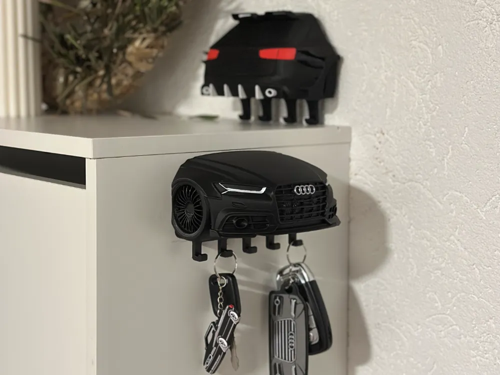 Audi anahtar tutacağı