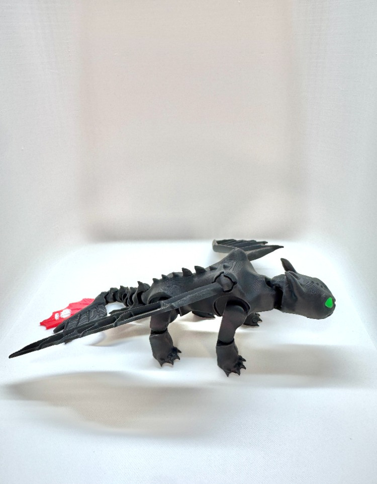 Özel Üretim Hareketli Dişsiz (Toothless) 3D Baskı Koleksiyon Figürü / Oyuncak