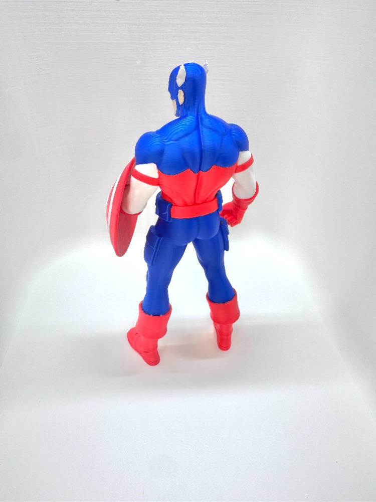 Özel Üretim Captain America (Marvel) 3D Baskı Koleksiyon Figürü (18 cm)