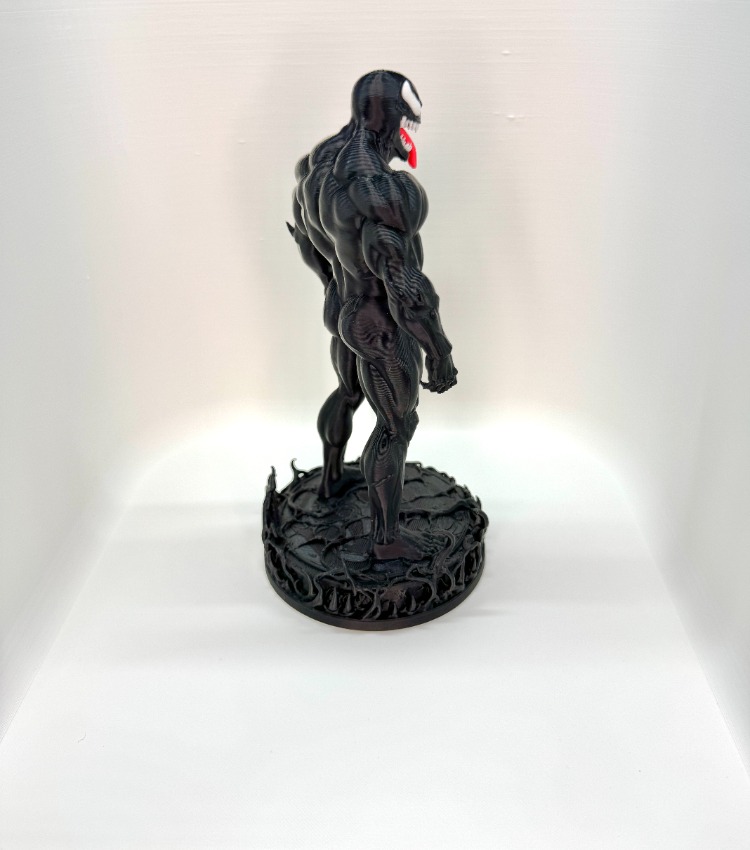 Özel Üretim Venom (Marvel) 3D Baskı Koleksiyon Figürü (18 cm)