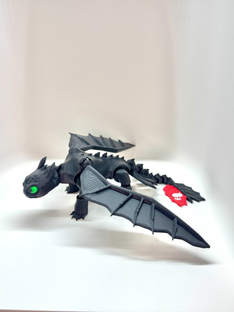 Özel Üretim Hareketli Dişsiz (Toothless) 3D Baskı Koleksiyon Figürü / Oyuncak