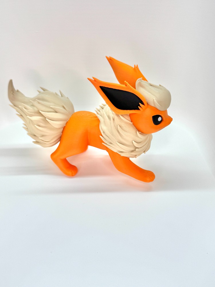 Özel Üretim Flareon (Pokémon) 3D Baskı Koleksiyon Figürü (10 cm)