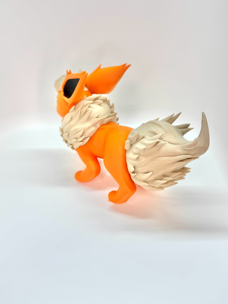 Özel Üretim Flareon (Pokémon) 3D Baskı Koleksiyon Figürü (10 cm)