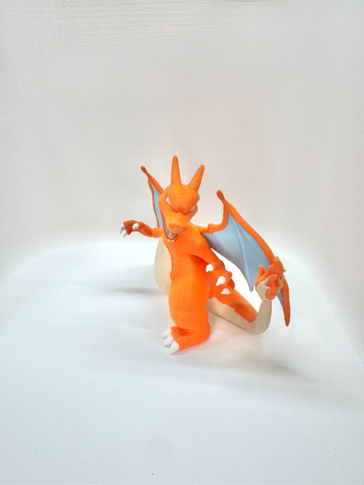 Özel Üretim Charizard (Pokémon) 3D Baskı Koleksiyon Figürü (10 cm)