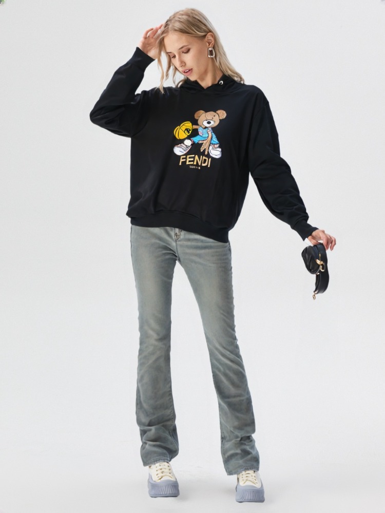 Kapşonlu Sweatshirt nakışlı