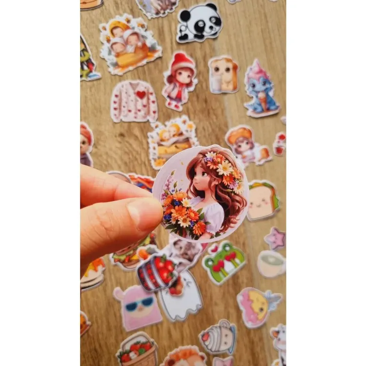100+ Adet Kawaii Sticker Kutu