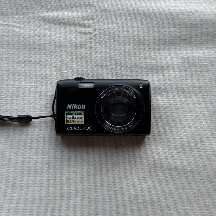 Nikon Coolpix S3200