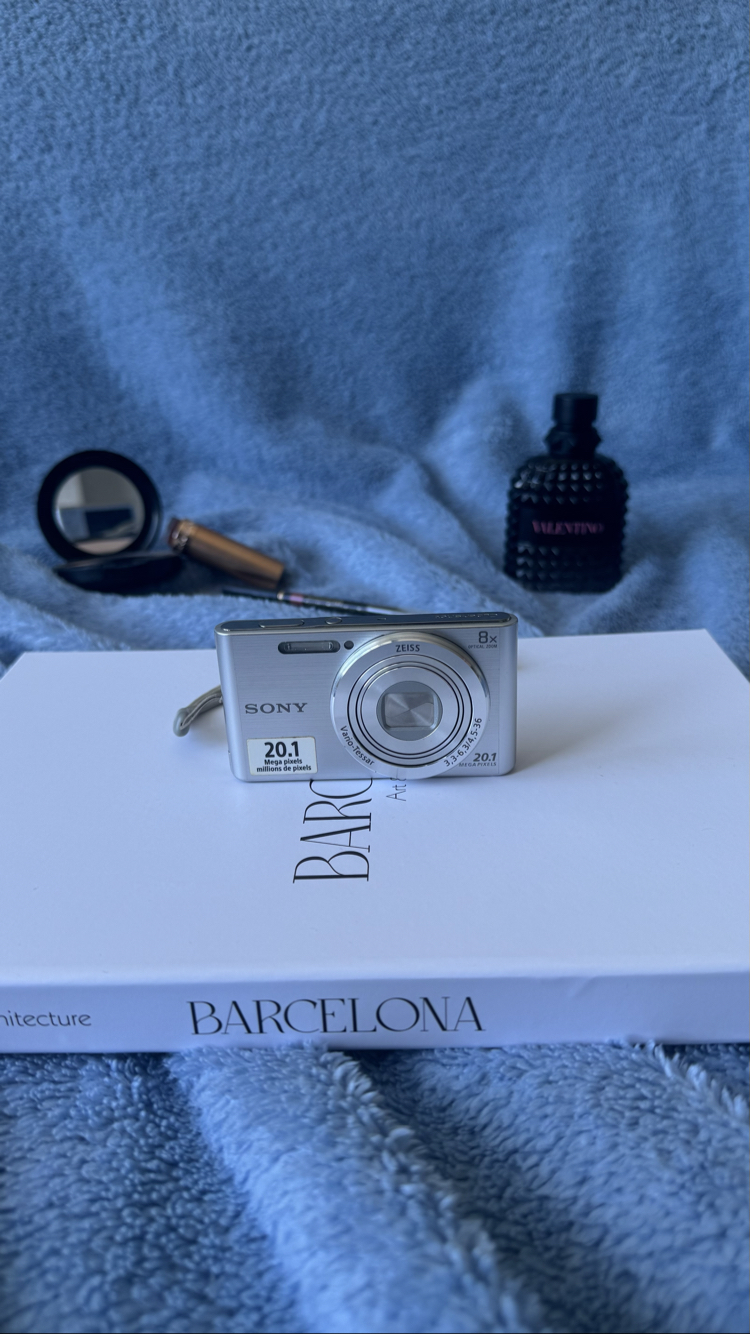 Sony cybershot W830