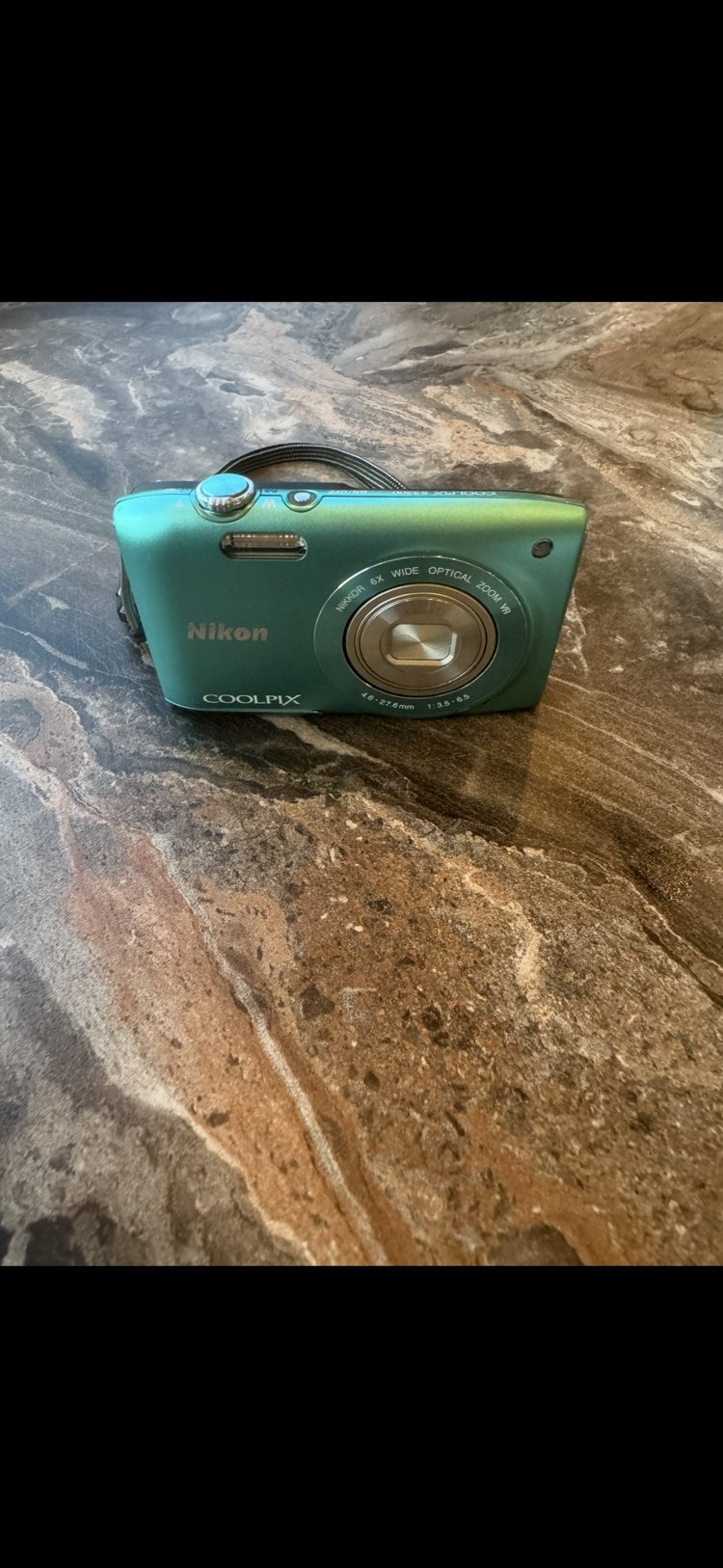 Nikon coolpix S3300