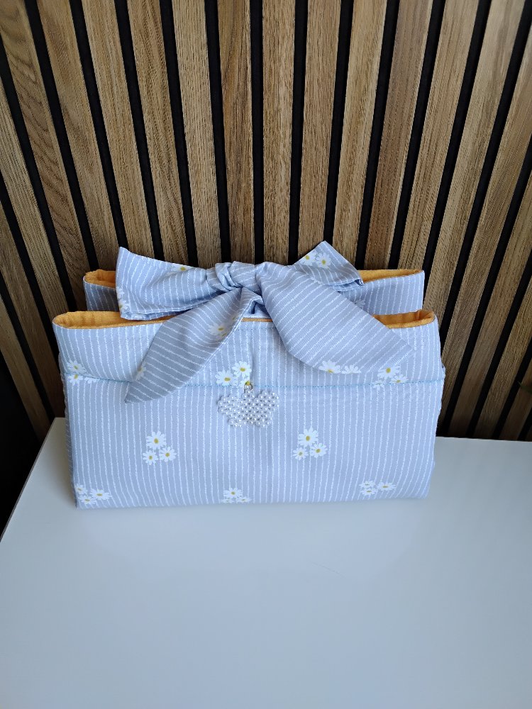 Çiçek Desenli & İnci Detaylı Kumaş Organizer