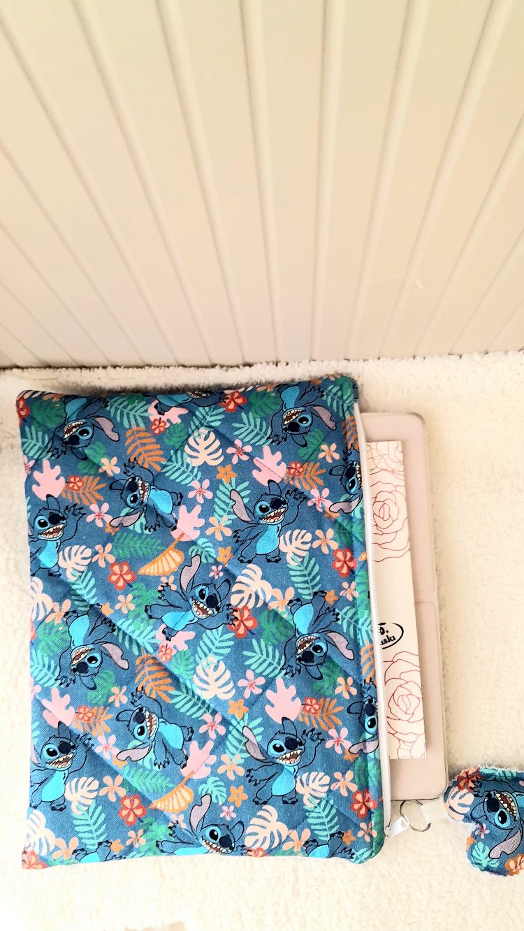 Sevimli Stitch desenli tablet kılıfı