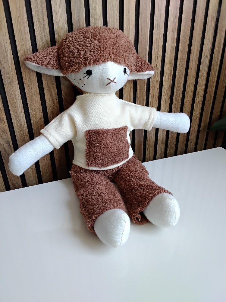 Peluş Detaylı Minik Kuzucuk El Yapımı Oyuncak
