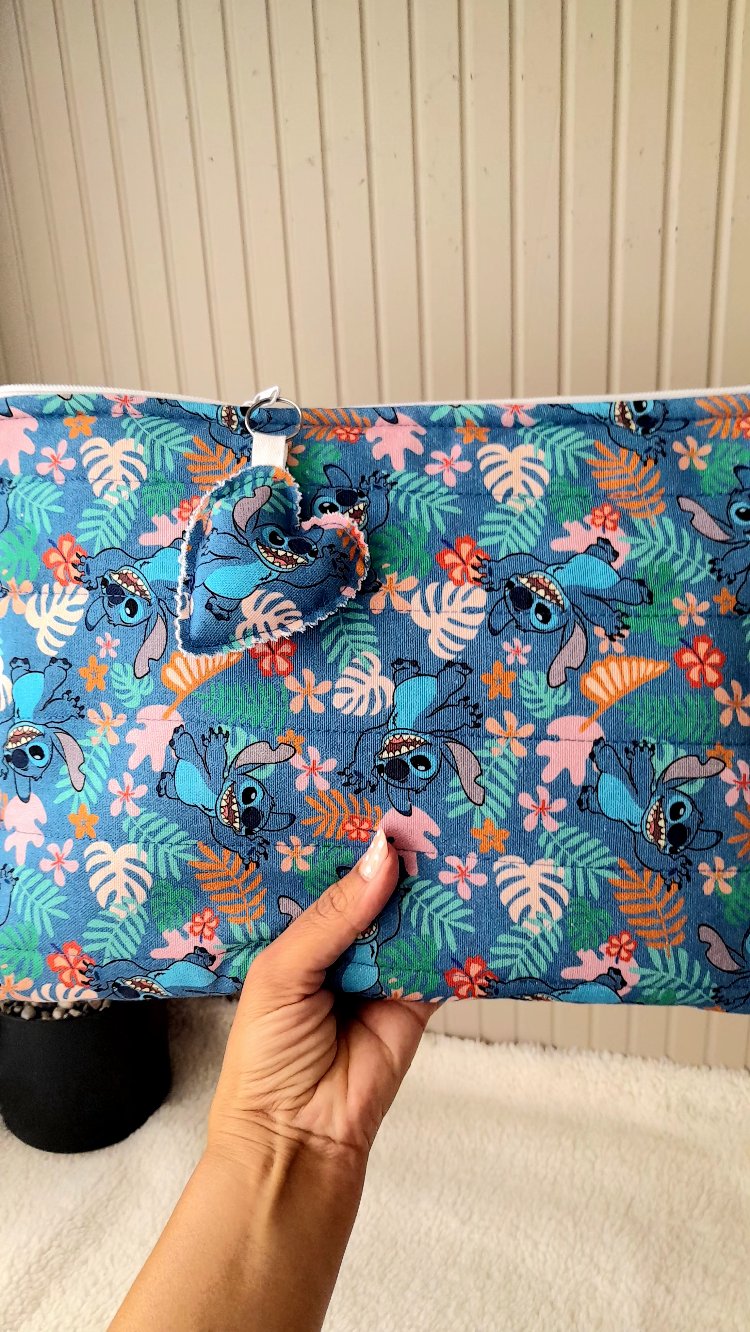 Stitch desenli tablet kılıfı