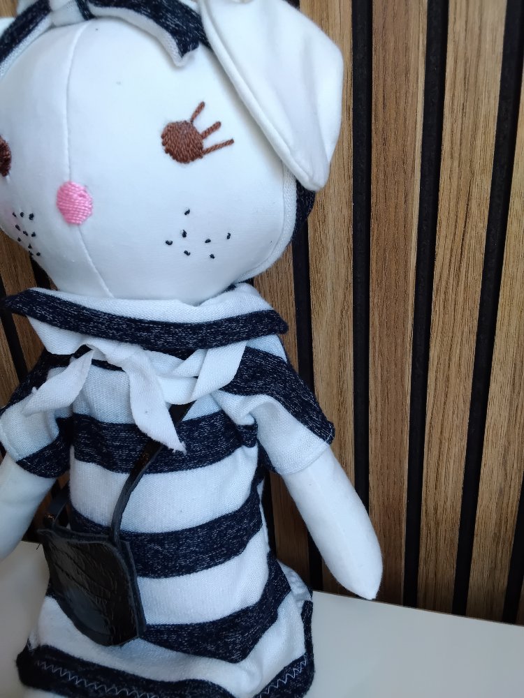 Deri Çantalı & Çizgili Elbiseli Tavşan Bebek