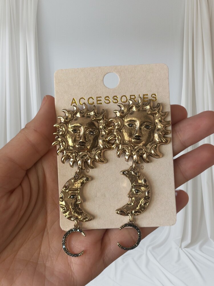 Ay yıldız zara model küpe