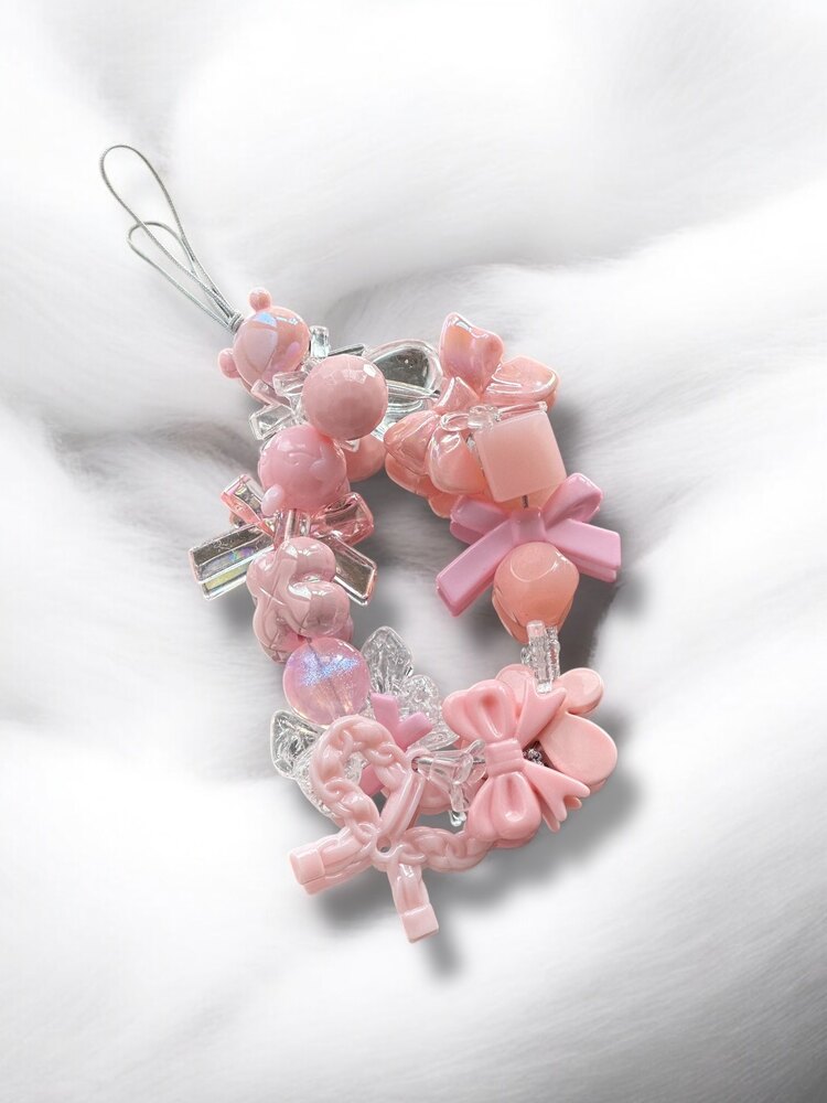 Barbie telefon ve çanta charmı