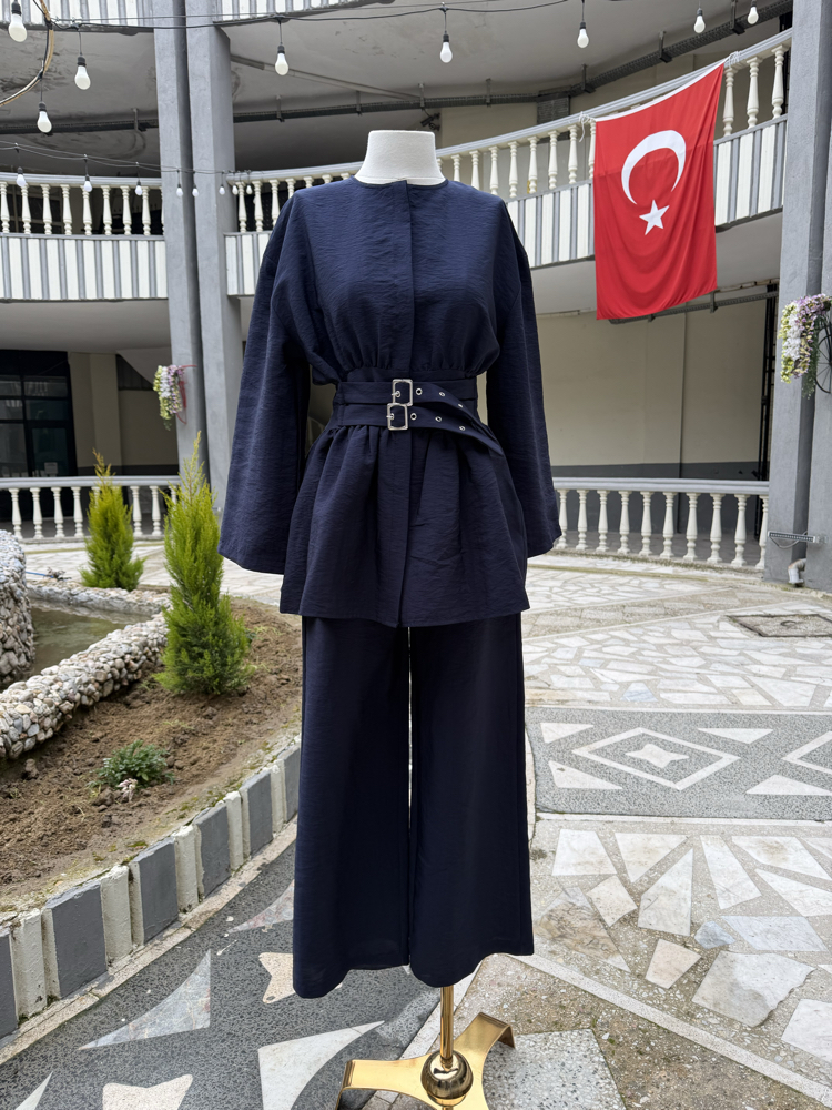 Jovanni çift toka kemerli siyah gabardin takım