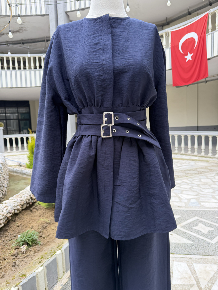 Jovanni çift toka kemerli siyah gabardin takım