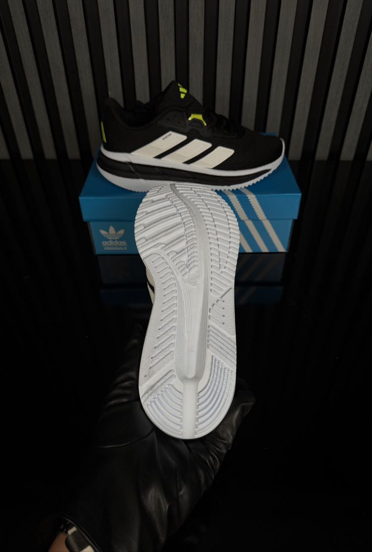 Adidas siyah ayakkabı 1363