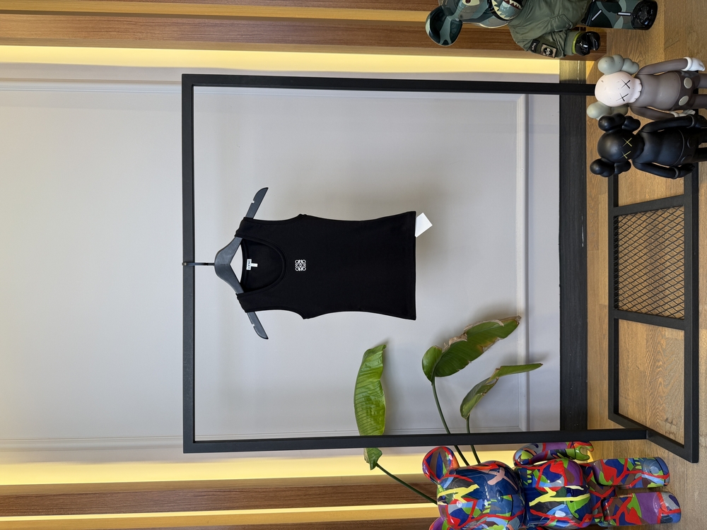 LWE - Woman Tank Top - Anagram - Black
