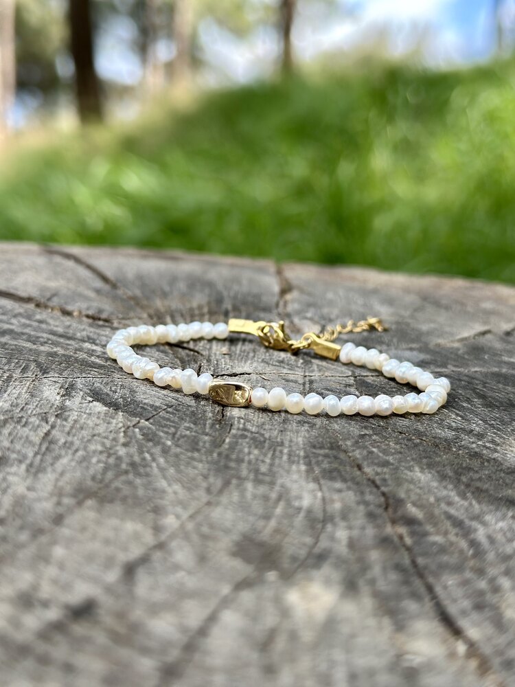 4 mm İnci bileklik