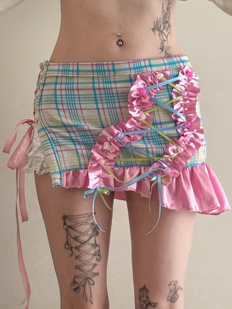 Dolly Up • Ekose Mini Etek