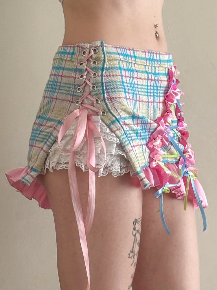 Dolly Up • Ekose Mini Etek