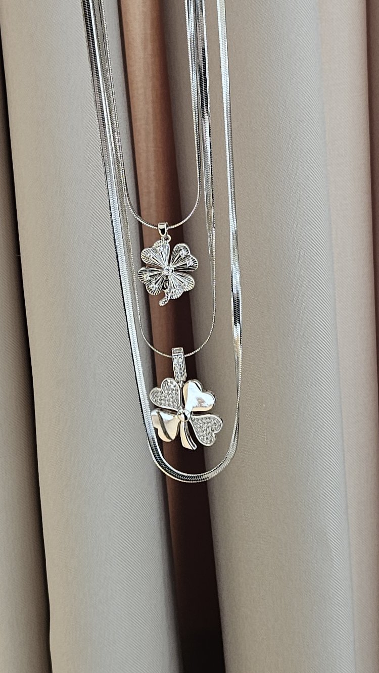 Üçlü Yonca Silver Kombin Kolye