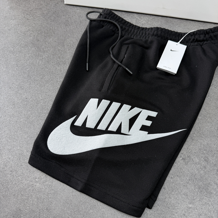 Nike Big Swoosh Logo Şort | Siyah